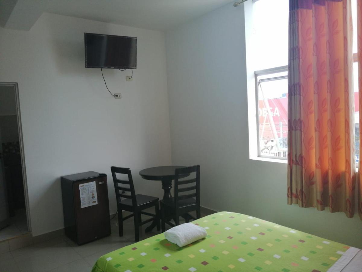 Hospedaje Renzo Tarapoto Εξωτερικό φωτογραφία